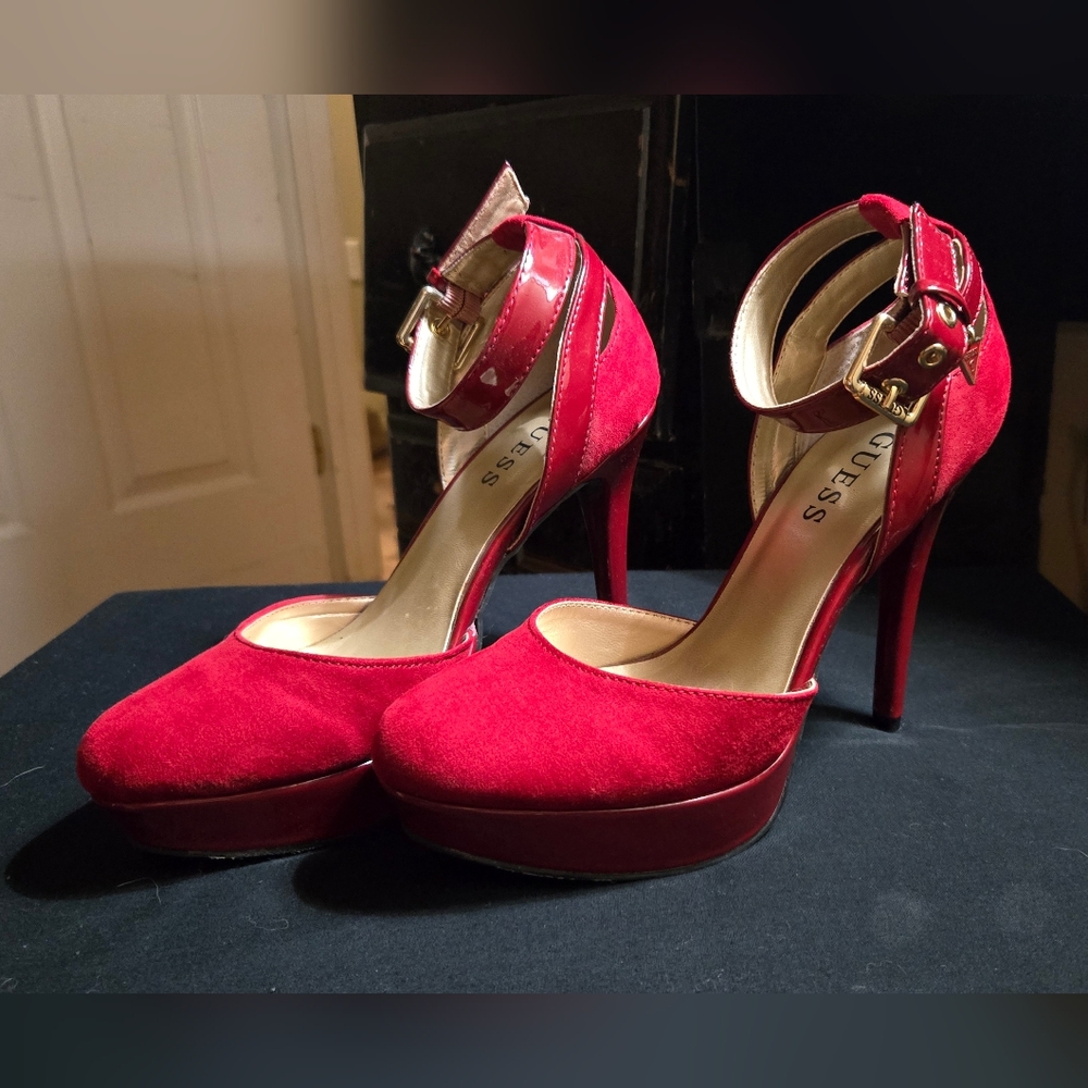 GUESS heels — size 6.5 — burgundy red